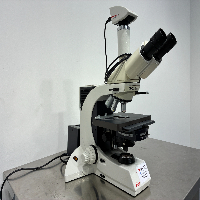 Leica DM-LB Microscope image 0